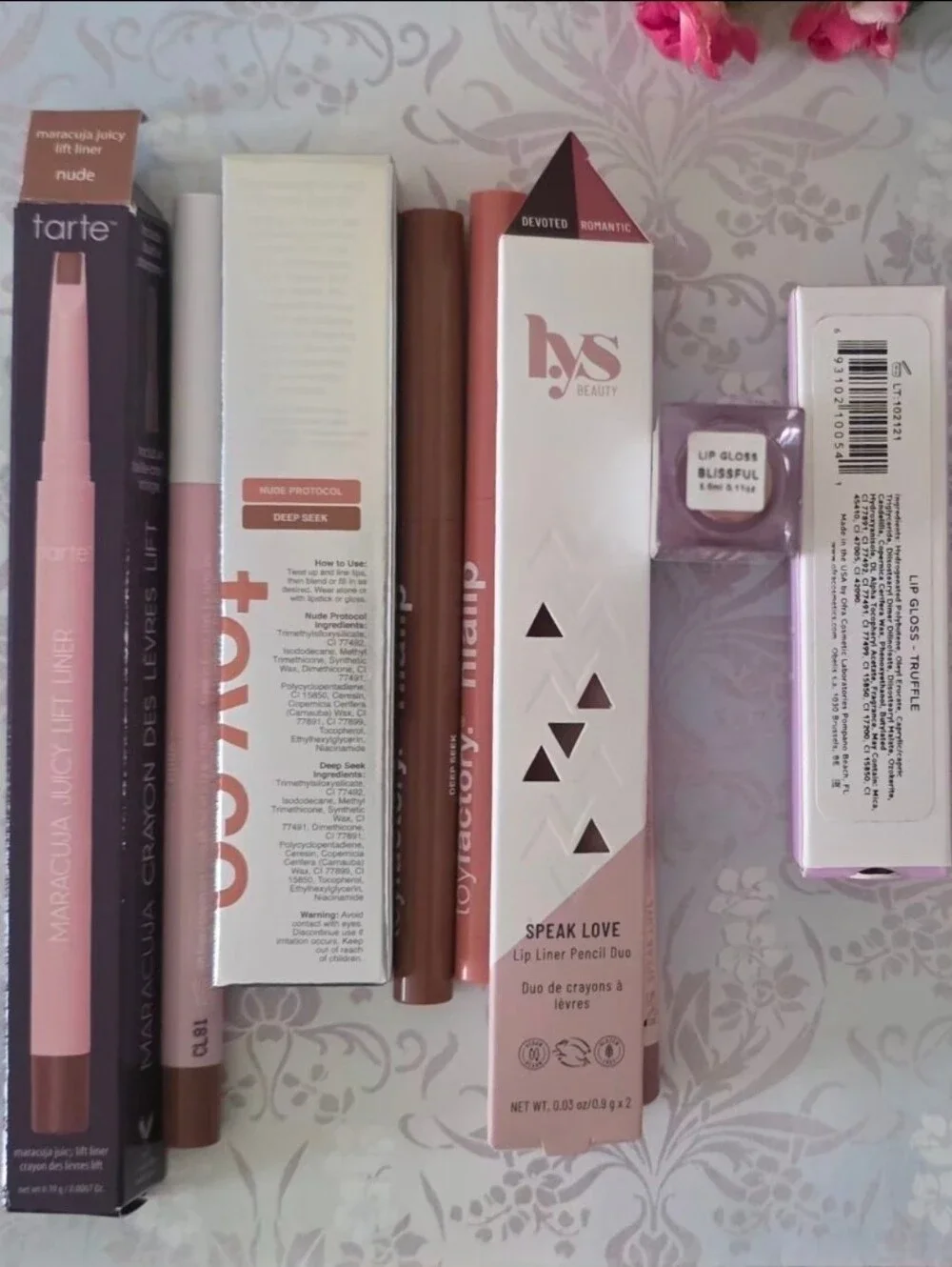 High-end Lip Gloss/Lip Liner Bundle! All Brand New! Total Retail $102